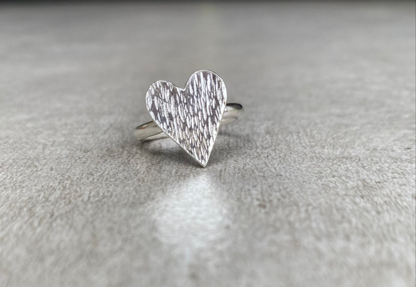 Anillo Corazón liso o Martillado